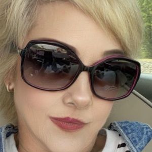 Meet your Posher, Cin